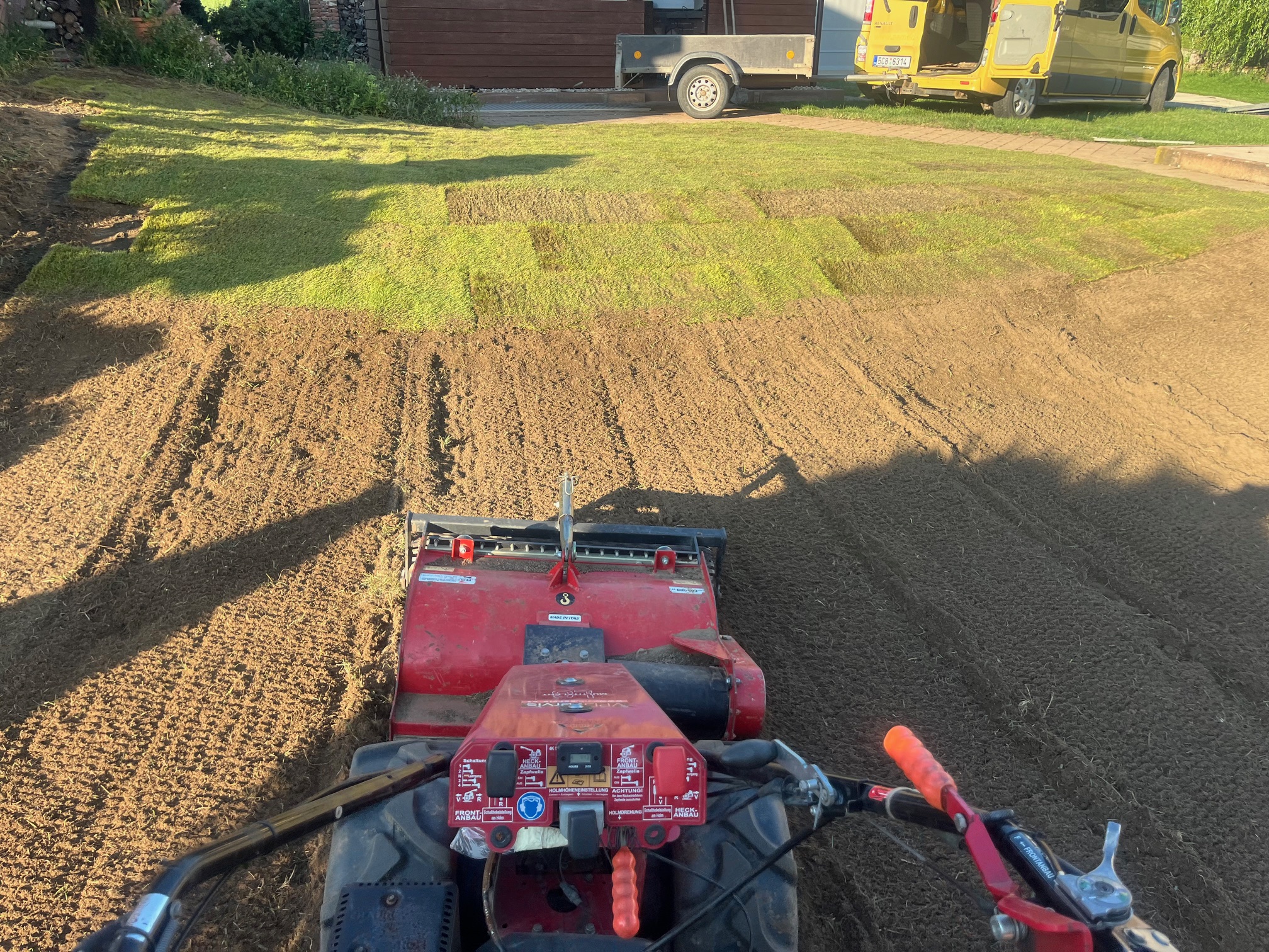 Zakládání travnatých ploch Hudec Semtěš