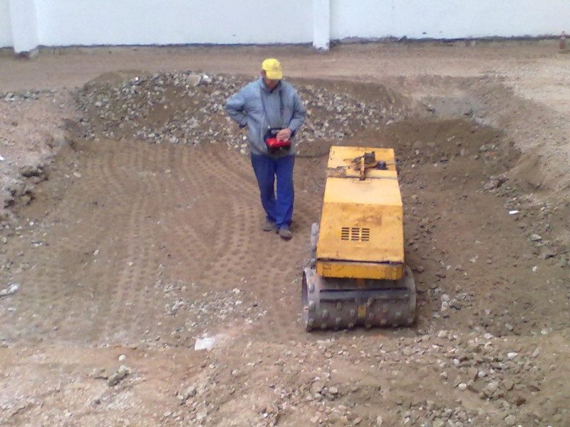 Příjezdová komunikace Hudec Semtěš